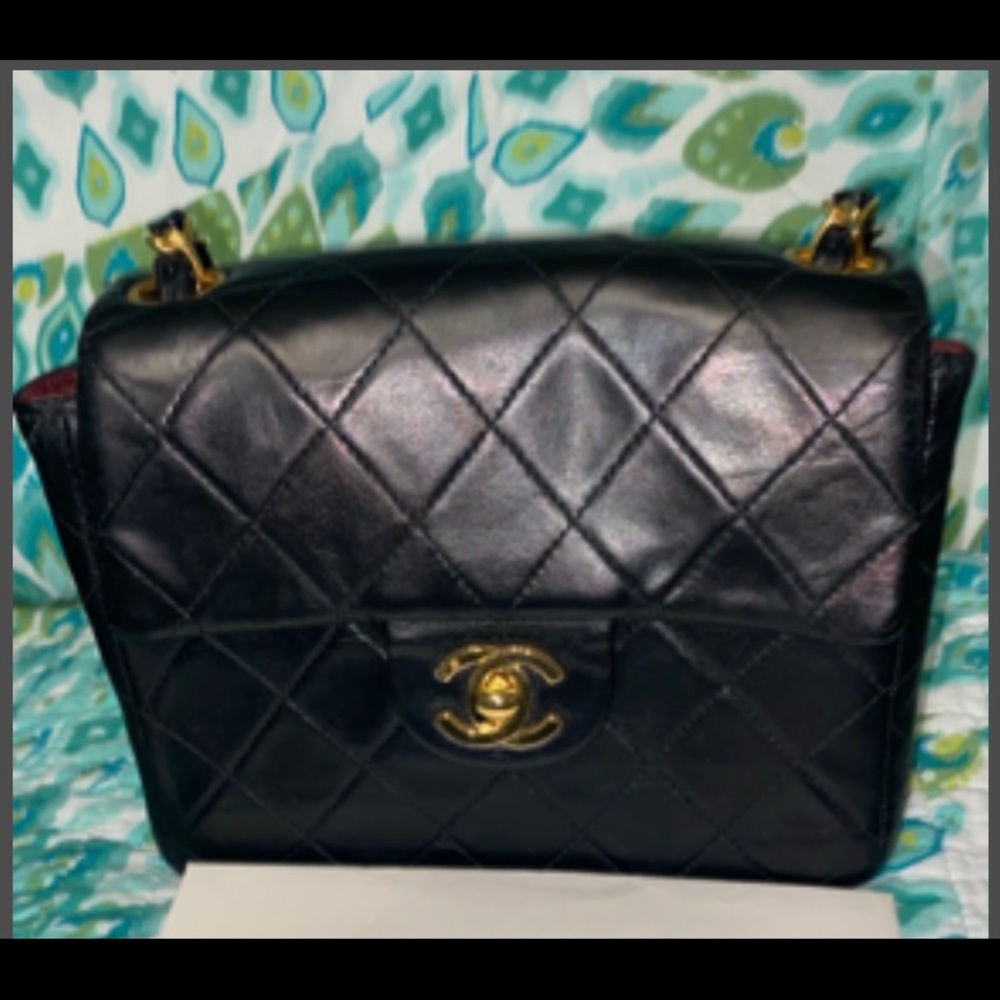 Vintage Square Classic Single Flap Lambskin Mini